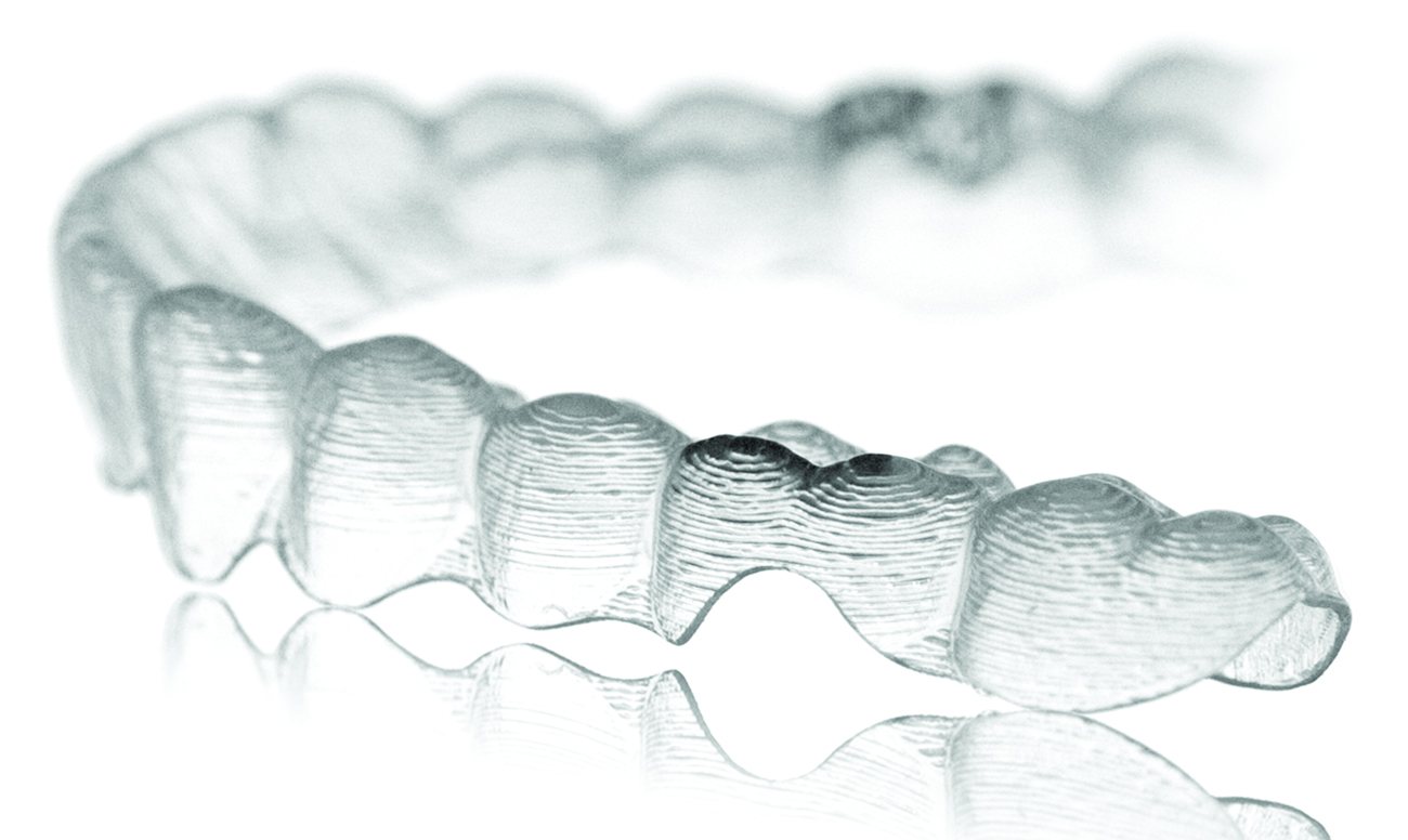 Звезды в прозрачных капах Invisalign
